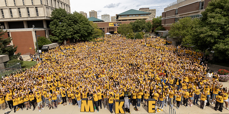 Class of 2025 standing in Spaights Plaza