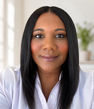 Brittany Warren Profile Image 300x350