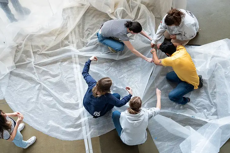 Milwaukee Journal Sentinel previews another year of inflatable art created by architecture students