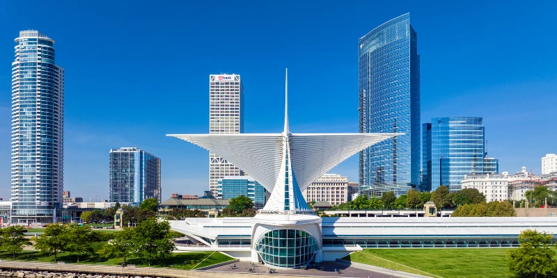Abstract white building overlooking the city skyline.