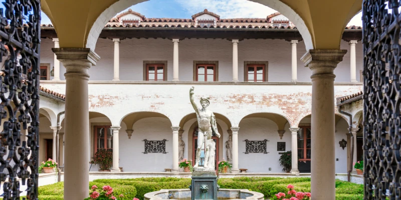 Statue In the center of a courtyard.