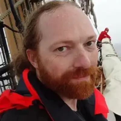 Phil Cruise Warren Headshot