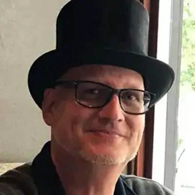William Krueger Headshot
