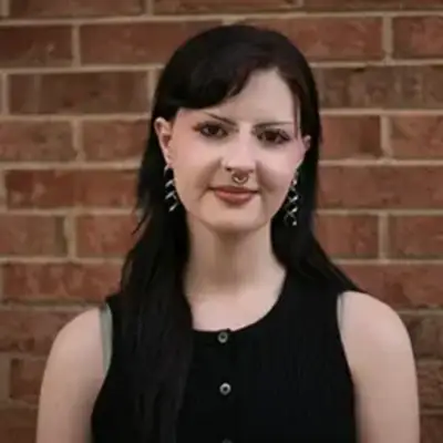Lindsay Voelsing Headshot
