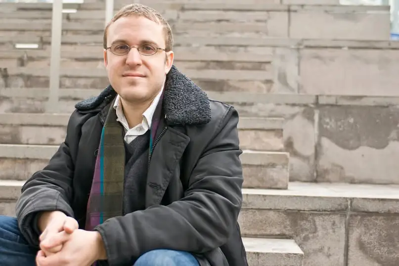 A photo of Joshua Schmidt.