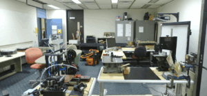 Overcrowded Rehabilitation Science and Technology teaching/research lab Enderis 980