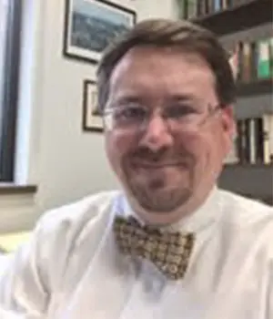 Timothy McMahon headshot