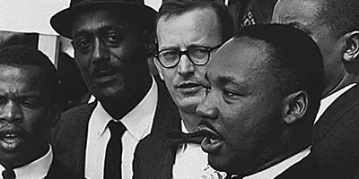 Dr. Martin Luther King, Jr. speaks at the 1963 March on Washington. Image from National Archives, public domain.