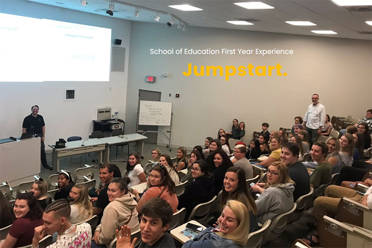 A group image with students and instructors during the School of Education’s Jumpstart First-Year Experience for education majors