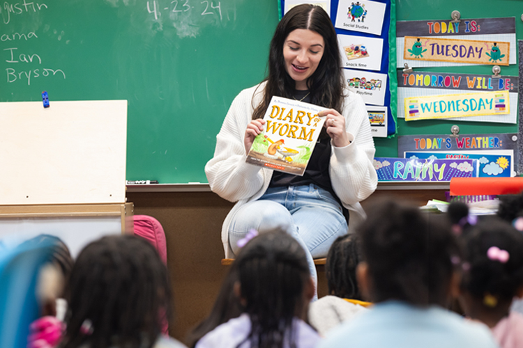 How UWM Prepares Future Educators to Teach Reading  