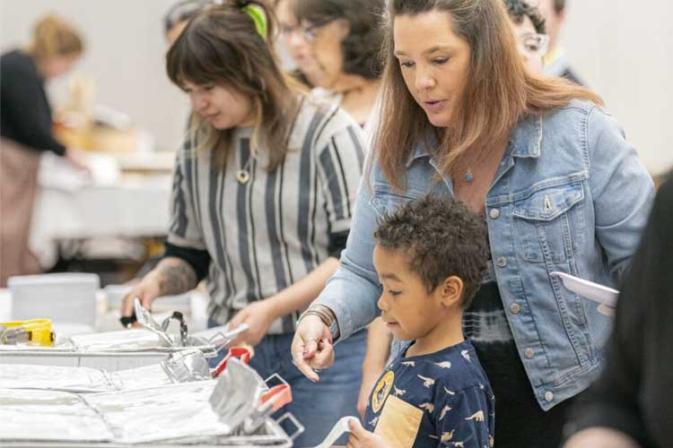 Attendee enjoying breakfast. 