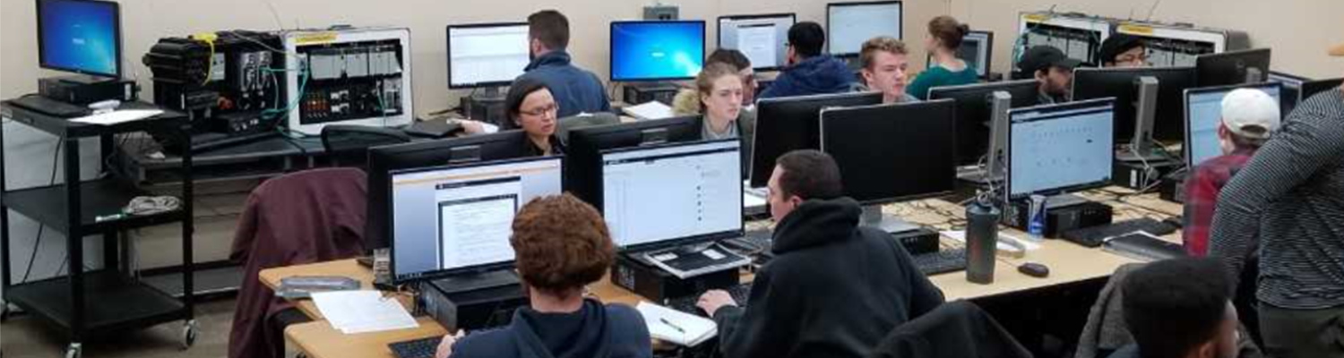several students in computer lab