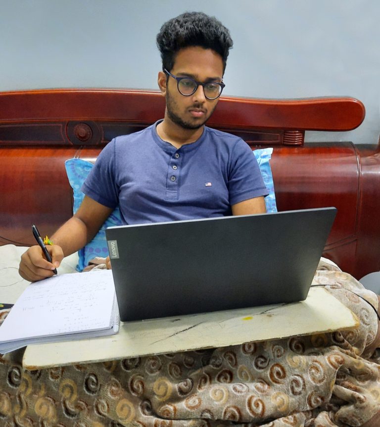indian engineering students studying
