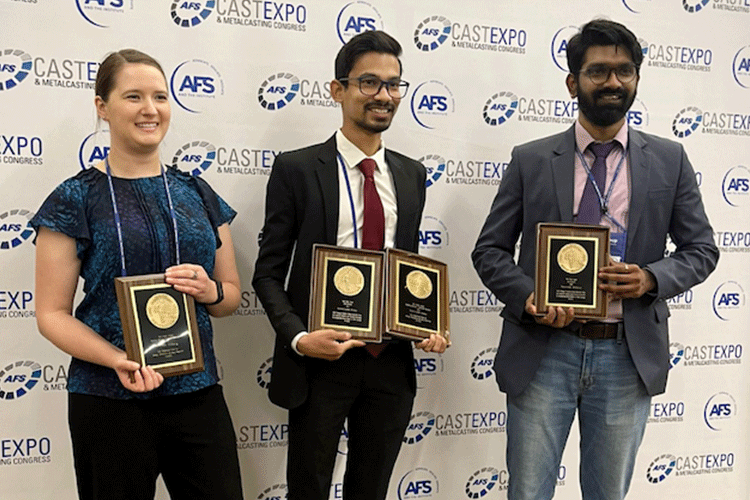 American Foundry Society presents Best Paper awards to 3 current UWM students, 2 alumni, 1 professor