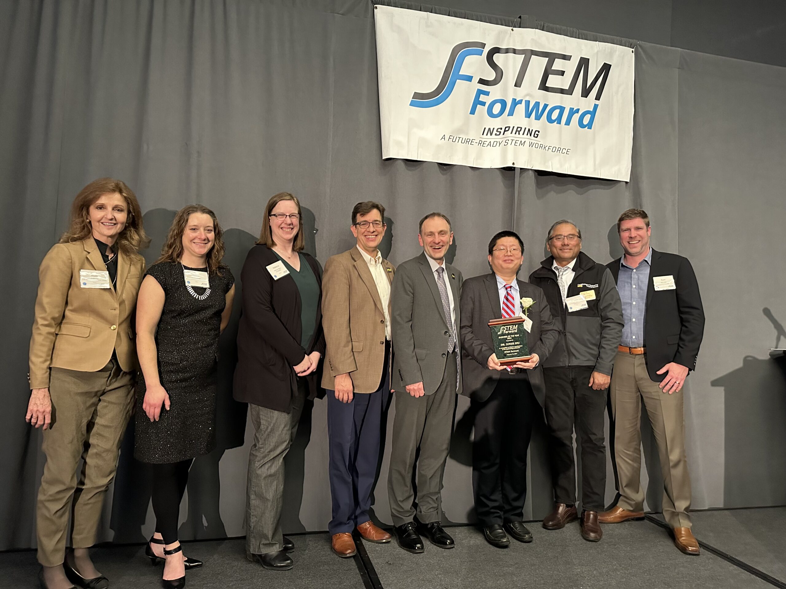 Niu honored by STEM Forward on Feb. 13