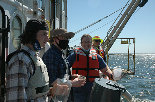 Generations of Freshwater Scientists Make Up Lake Michigan Expedition 2022