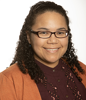 Adrianna Cruz headshot