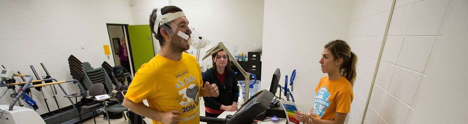 Students working in a kinesiology lab