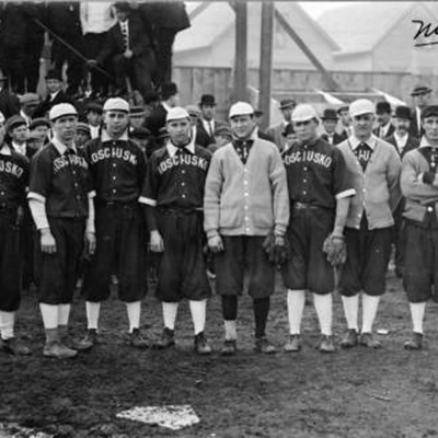 Historical image of baseball team