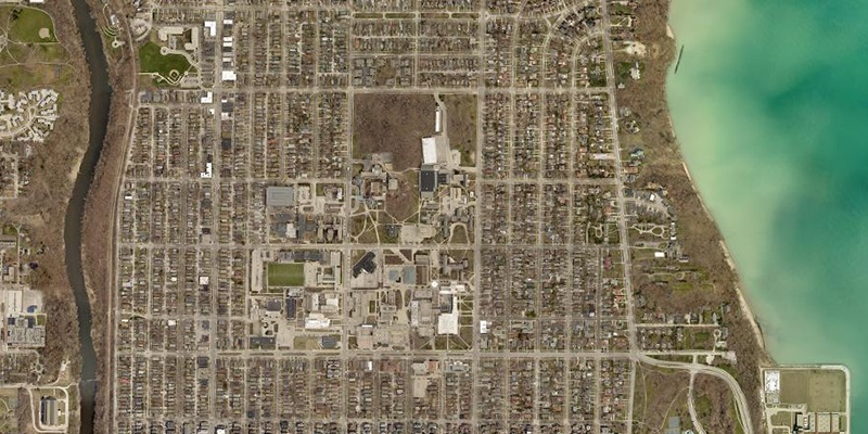 Decorative example of an Aerial photograph showing the UWM area