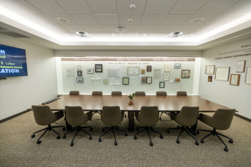 Sheldon B. Lubar Study & Conference Room