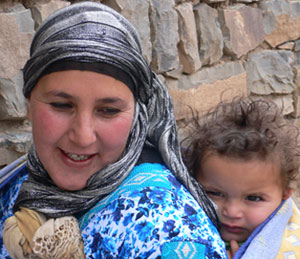 Mother and child in Zawiya Ahansal