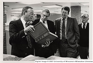 Chancellor John Schroeder and visitors in the American Geographical Society Library. One of the Foundation’s first fundraising efforts helped bring the AGS Library to UWM.
