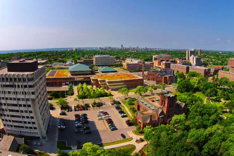 UWM’s campus is small enough to get around in 10 minutes, yet big enough to meet new people. (UWM Photo/Derek Rickert)
