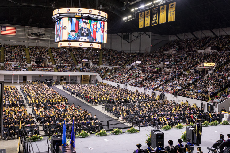 UWM's Class of 2019 shows its pride at commencement UWM REPORT