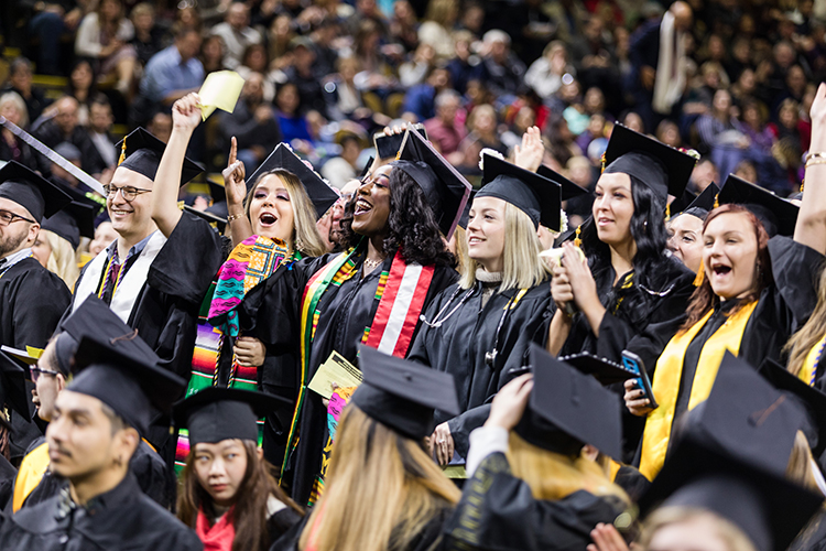 Celebration begins for the Class of 2019 - UWM REPORT