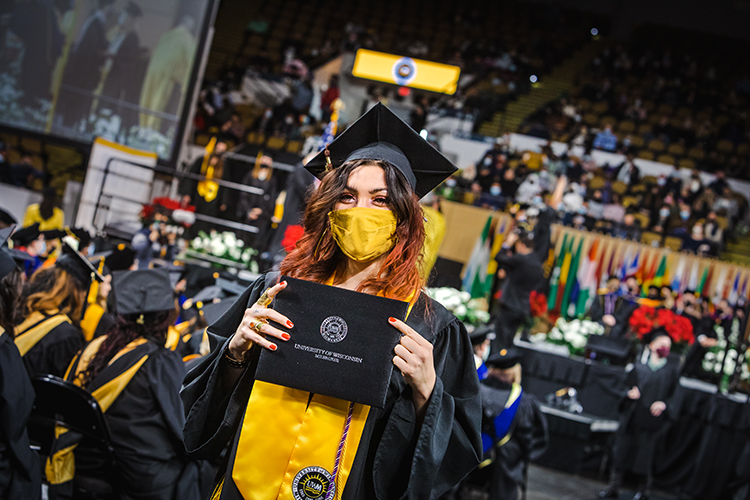 Commencement makes a return to the stage UWM REPORT