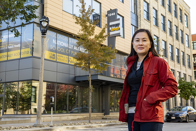 Study reveals why Hispanics had higher burden of death early in pandemic