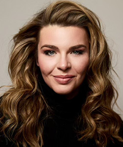 Kathryn Henry head shot 