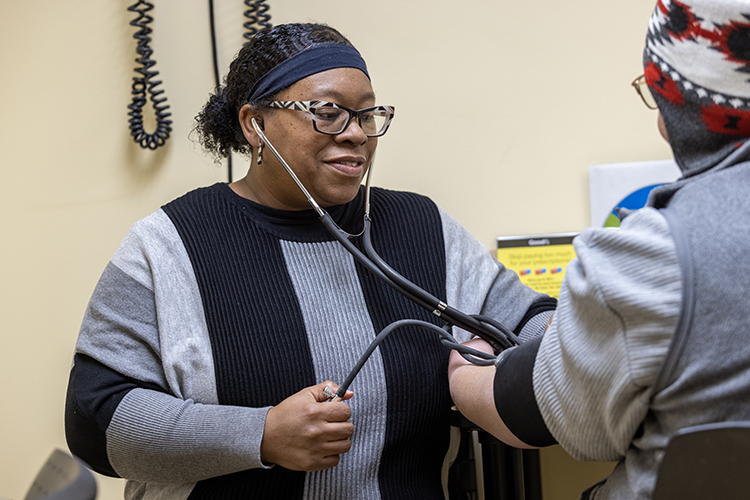 UWM students take health care to the community
