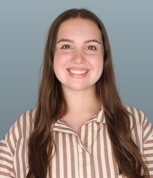 headshot of abbie leckie