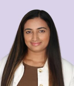 headshot of neena