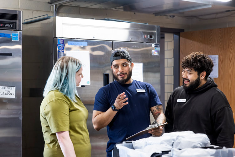 From Navy Corpsman to Community Advocate: UWM Public Health Student Finds His Purpose