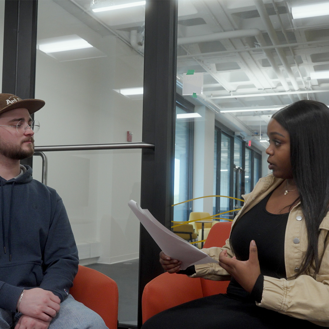 Student having a Panther GROW conversation with his supervisor