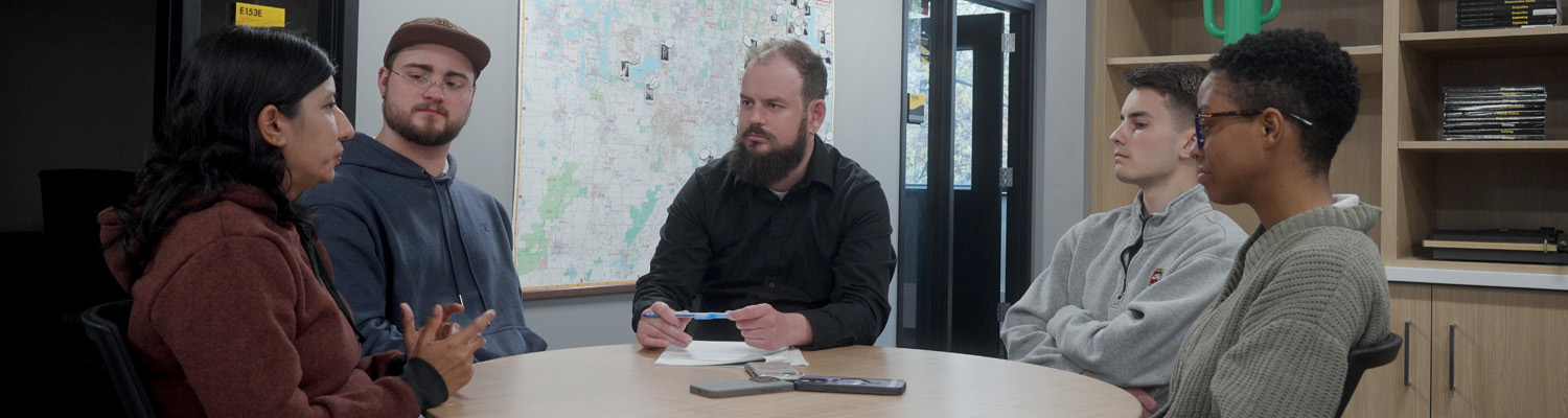 students having a group Panther GROW conversation with their on-campus supervisor