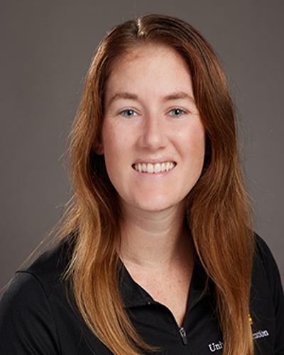 Headshot of Hannah Murphy