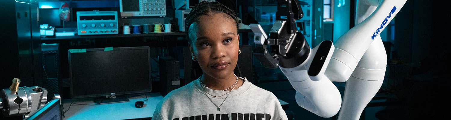 Student in lab conducting Biomedical Engineering Research