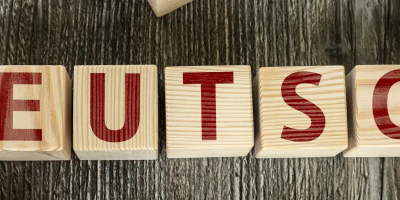 blocks spelling out deutsch